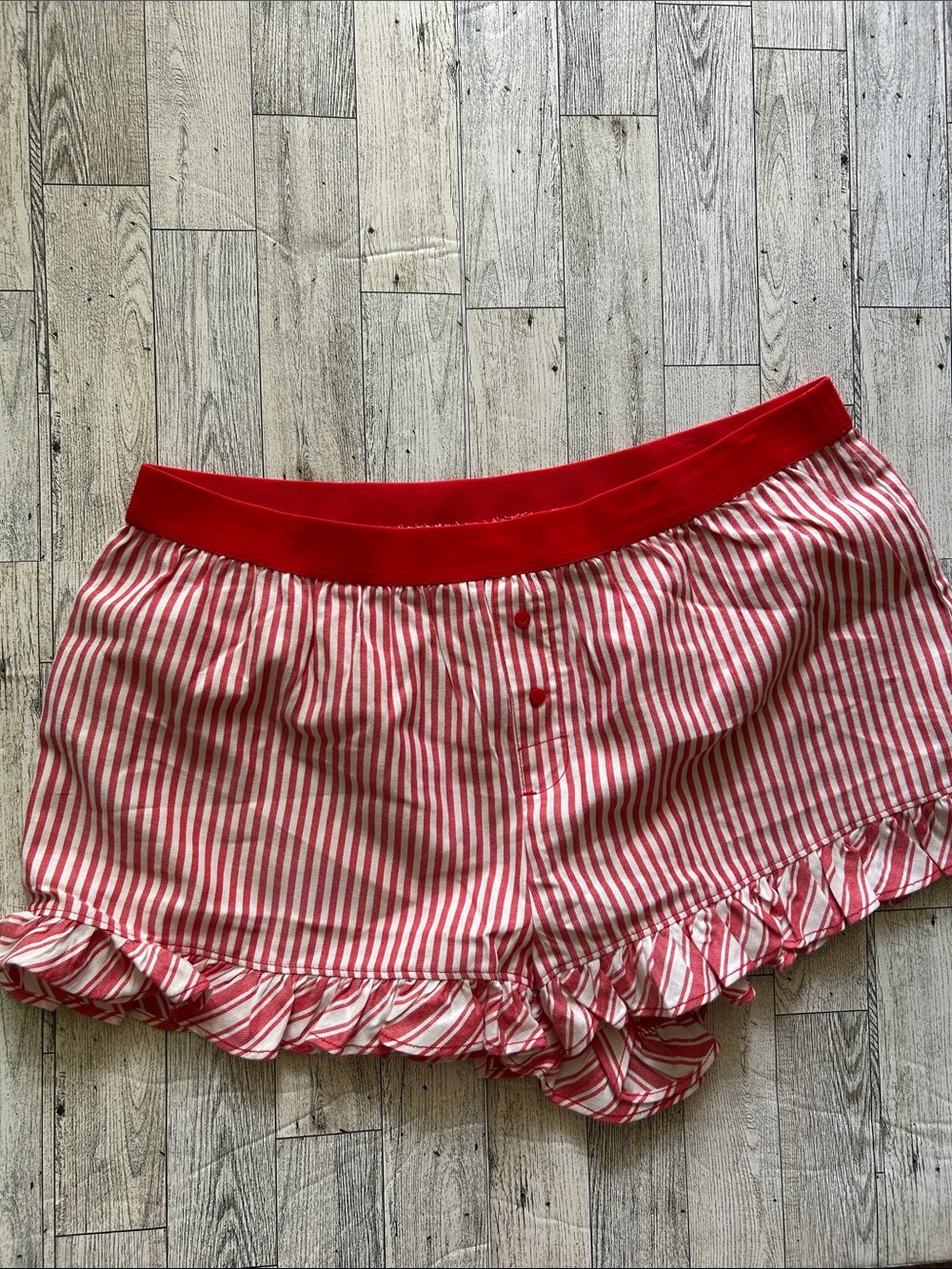 PINK Victoria’s Secret Red Striped Ruffle Shorts L